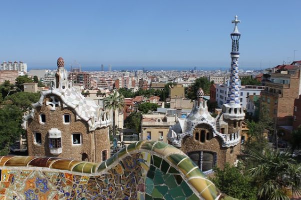 parc guell 332390 640 2